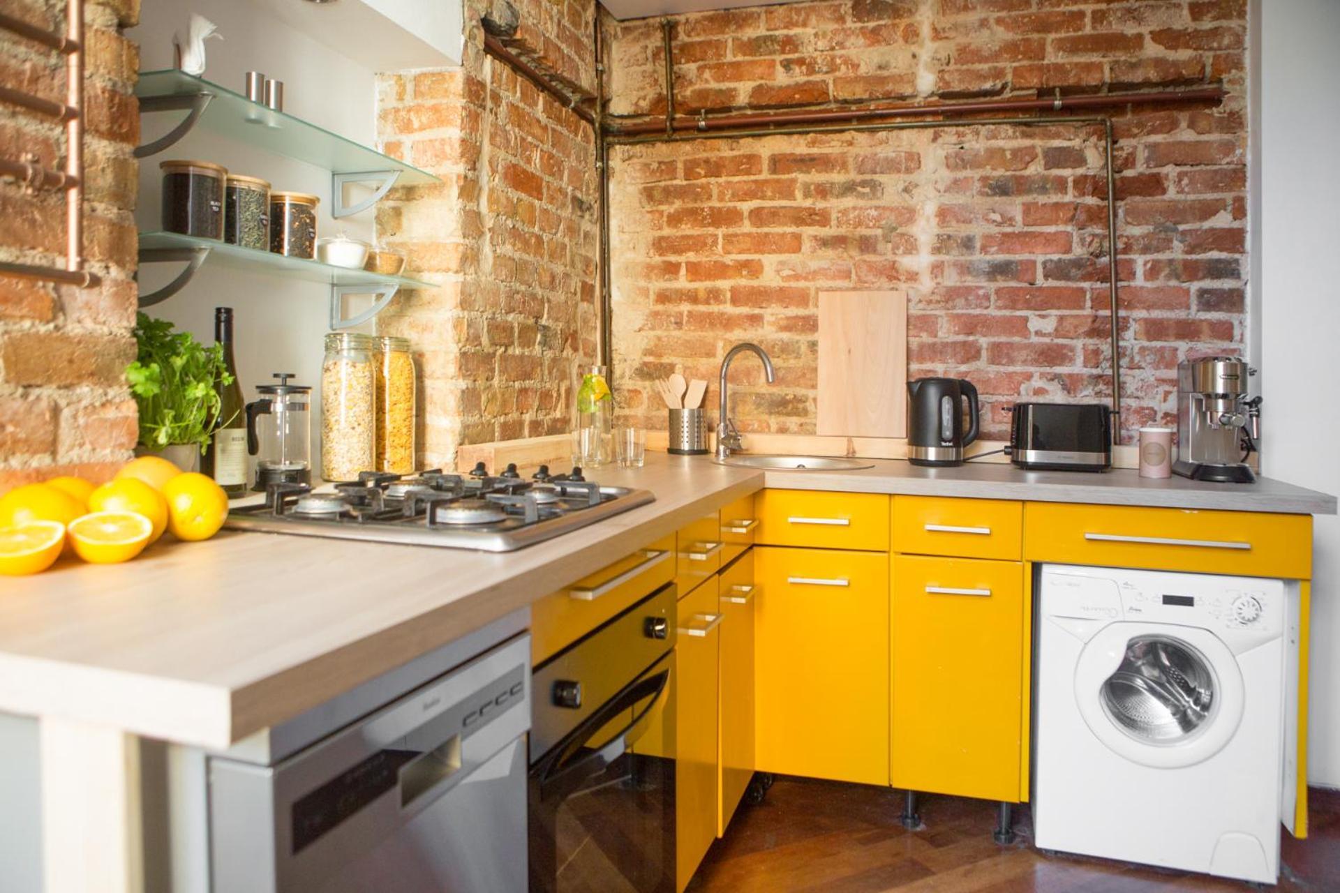 Апартаменты Oomph Vintage 2Br Gem Steps From Politechnika Варшава Экстерьер фото
